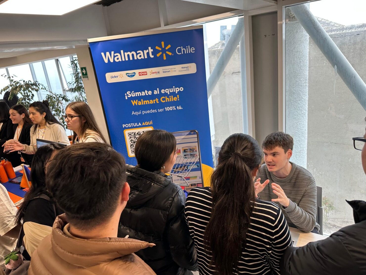 Feria Laboral Escuela de Negocios y Economía PUCV