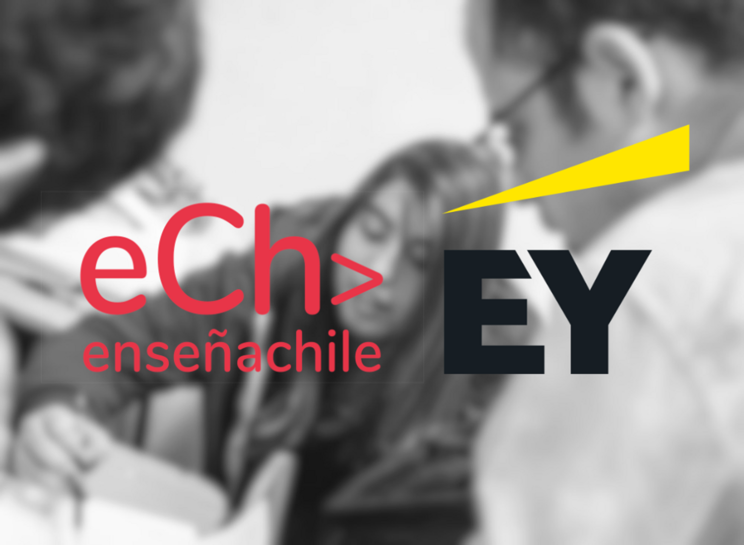 Potencia tu perfil profesional junto a Enseña Chile y EY