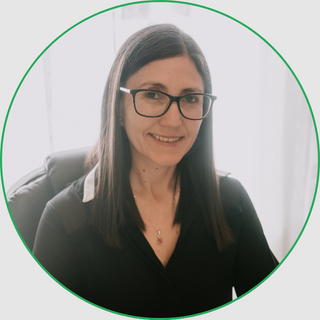 Asistente Virtual Administrativa Alicia