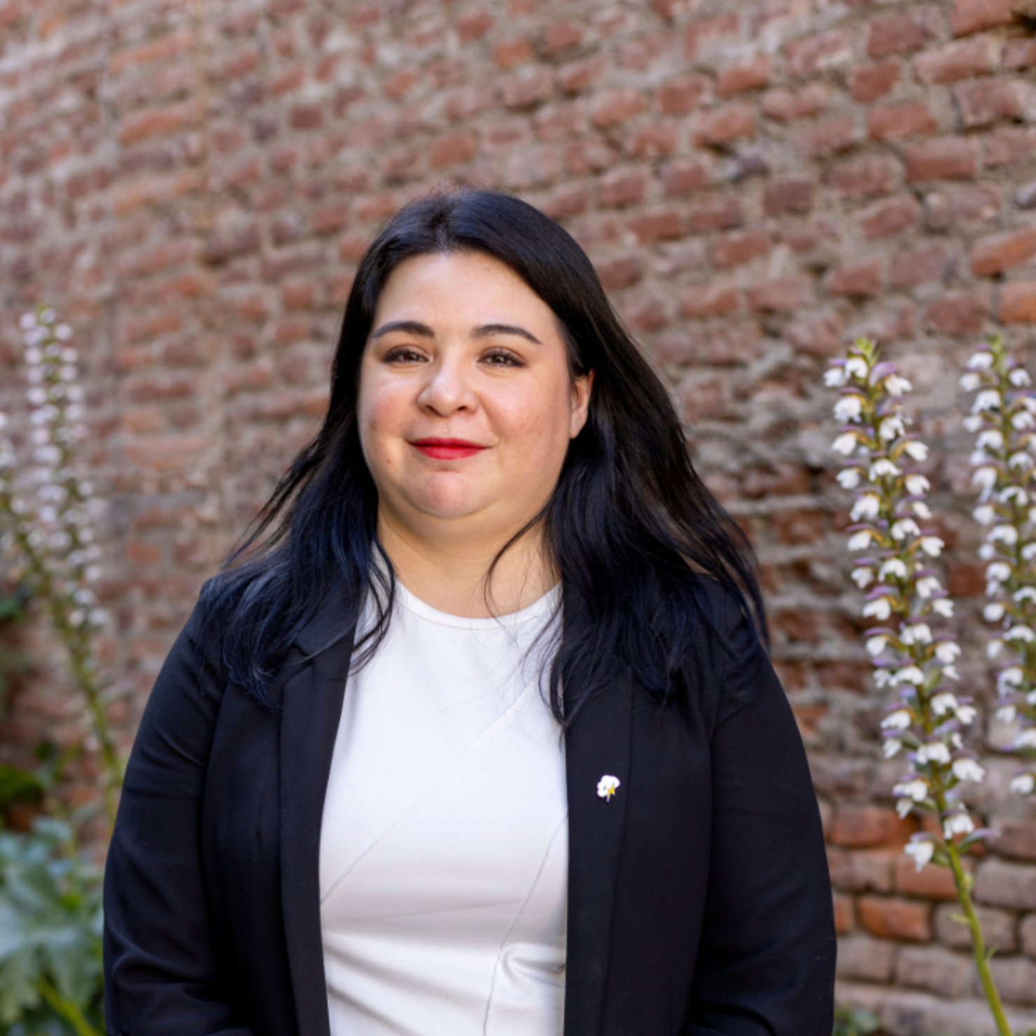 Cynthya Guajardo, Licenciada en Lengua y Literatura y Magíster en Gobierno y Sociedad UAH