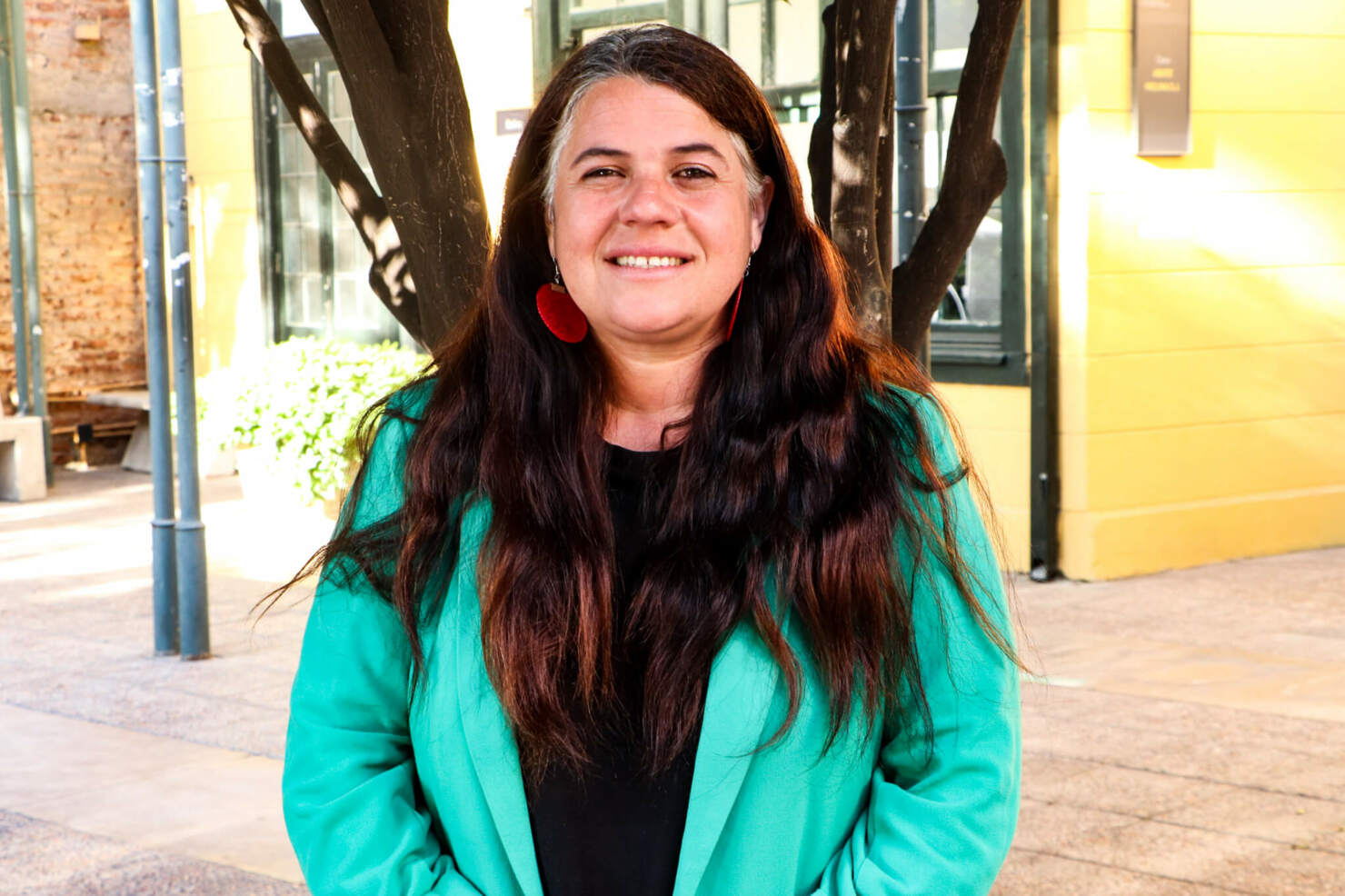 Pilar Bunster, Alumni Trabajo Social