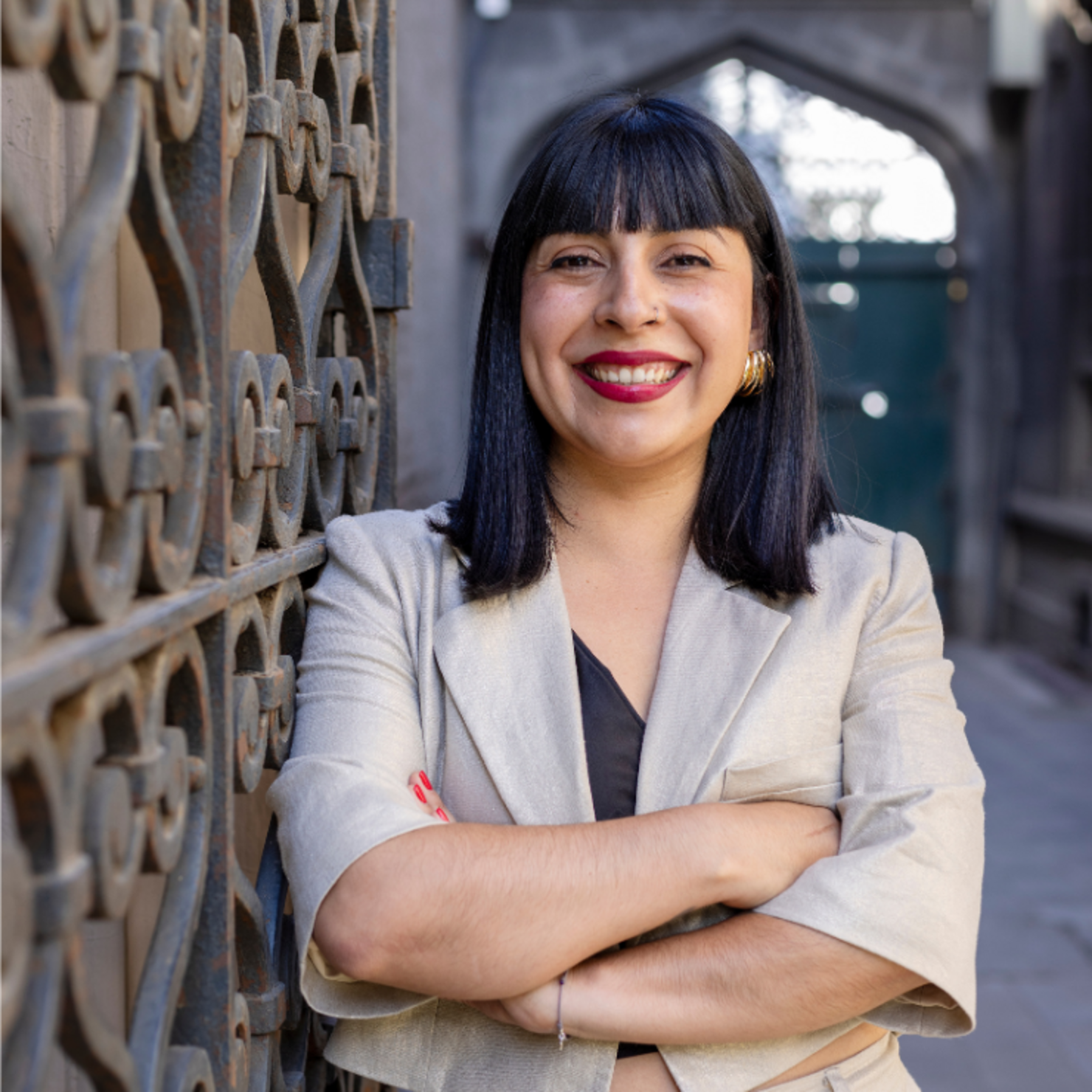 Yasna Flos, Profesora de Historia y Magíster en Didáctica de la Historia y las Ciencias Sociales UAH