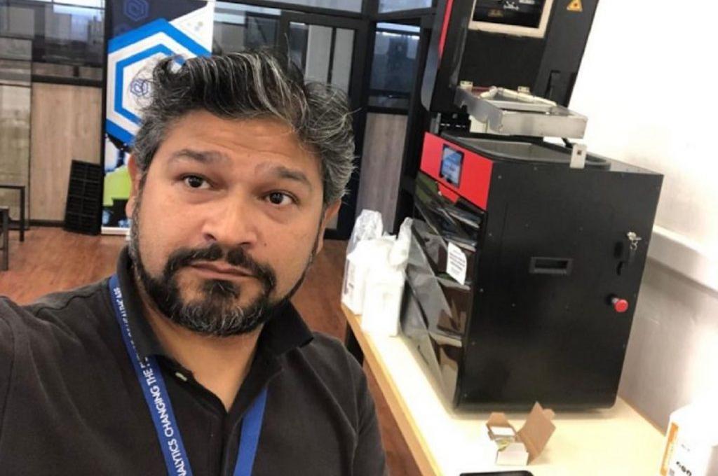 Ingenieros UdeC colaboran en la producción industrial de protectores faciales