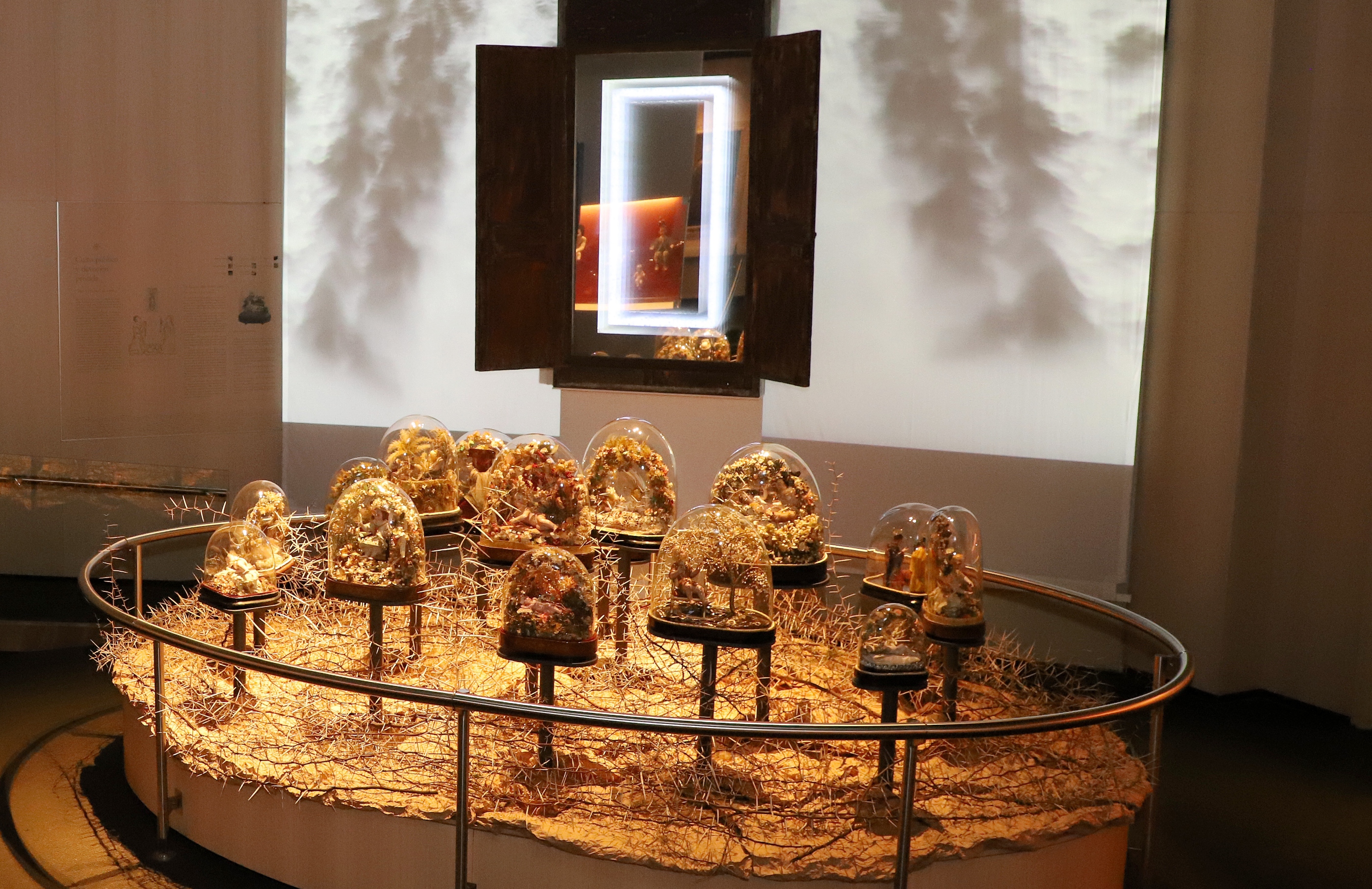 Museo de Artes Uandes celebra 15 años con instalación del artista visual Gonzalo Sánchez Serrano