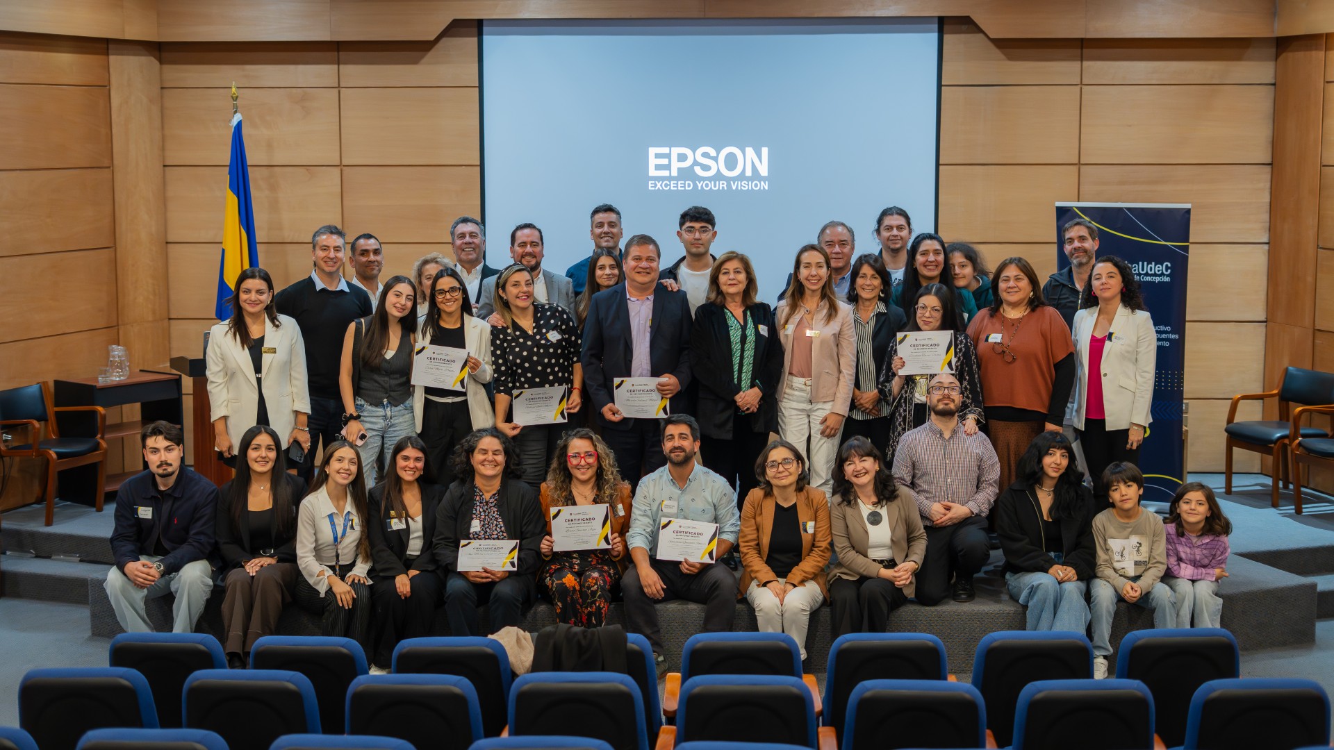 IncubaUdeC certifica a quinta generación de Mentores IU: un impulso colaborativo para el ecosistema emprendedor