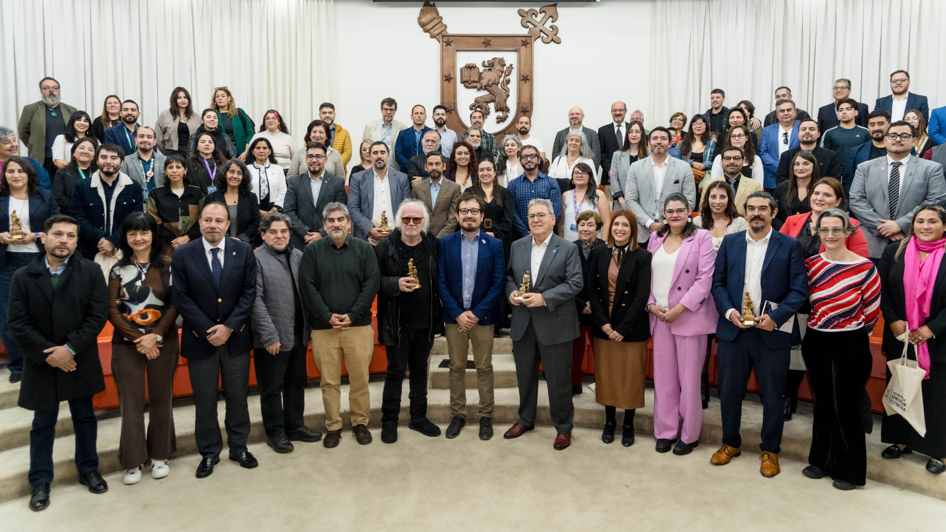 Usach reconoce a su comunidad académica y egresada con el Premio a la Excelencia en Vinculación con el Medio 2025