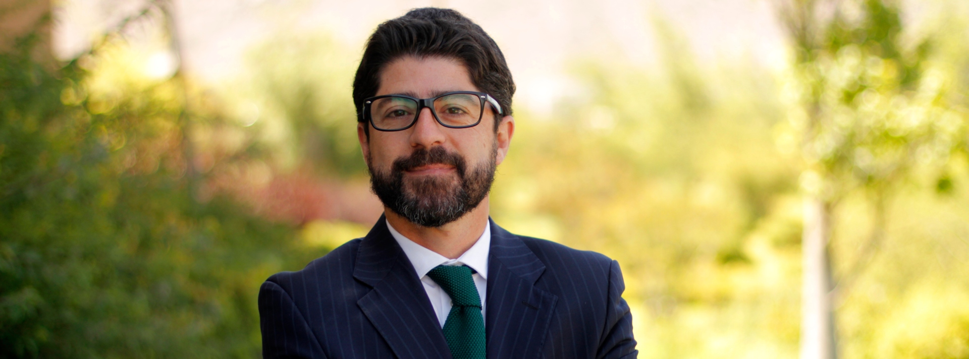 Cristóbal Benavides (PER´00) obtiene el grado de Profesor Titular Extraordinario en la Universidad de los Andes