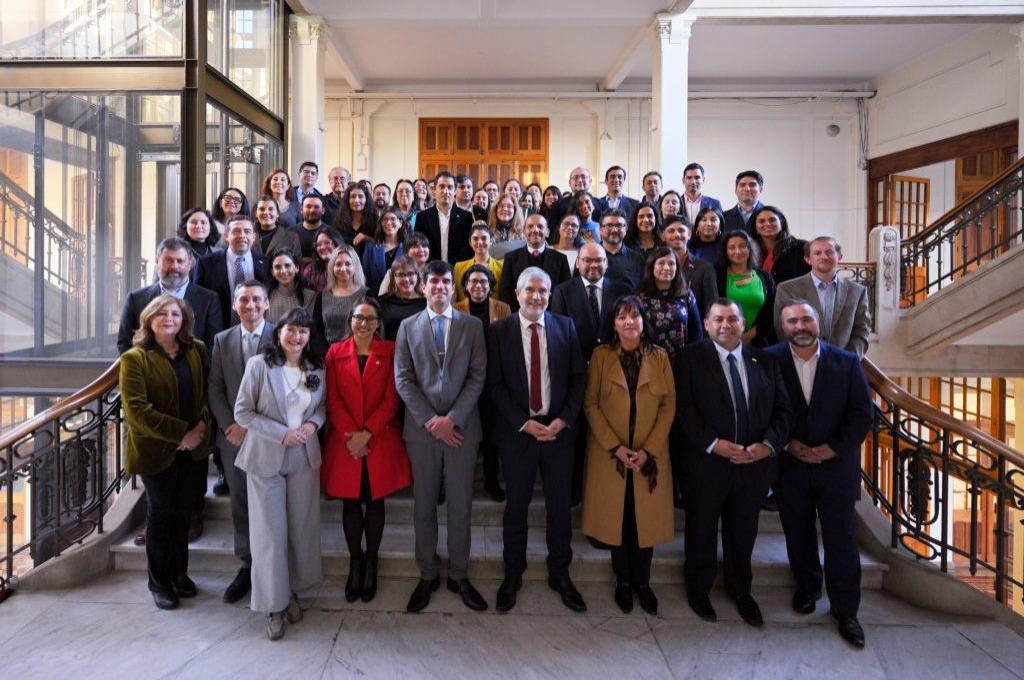 Universidades G9 impulsan reflexión sobre desafíos del futuro y rol de sus Alumni