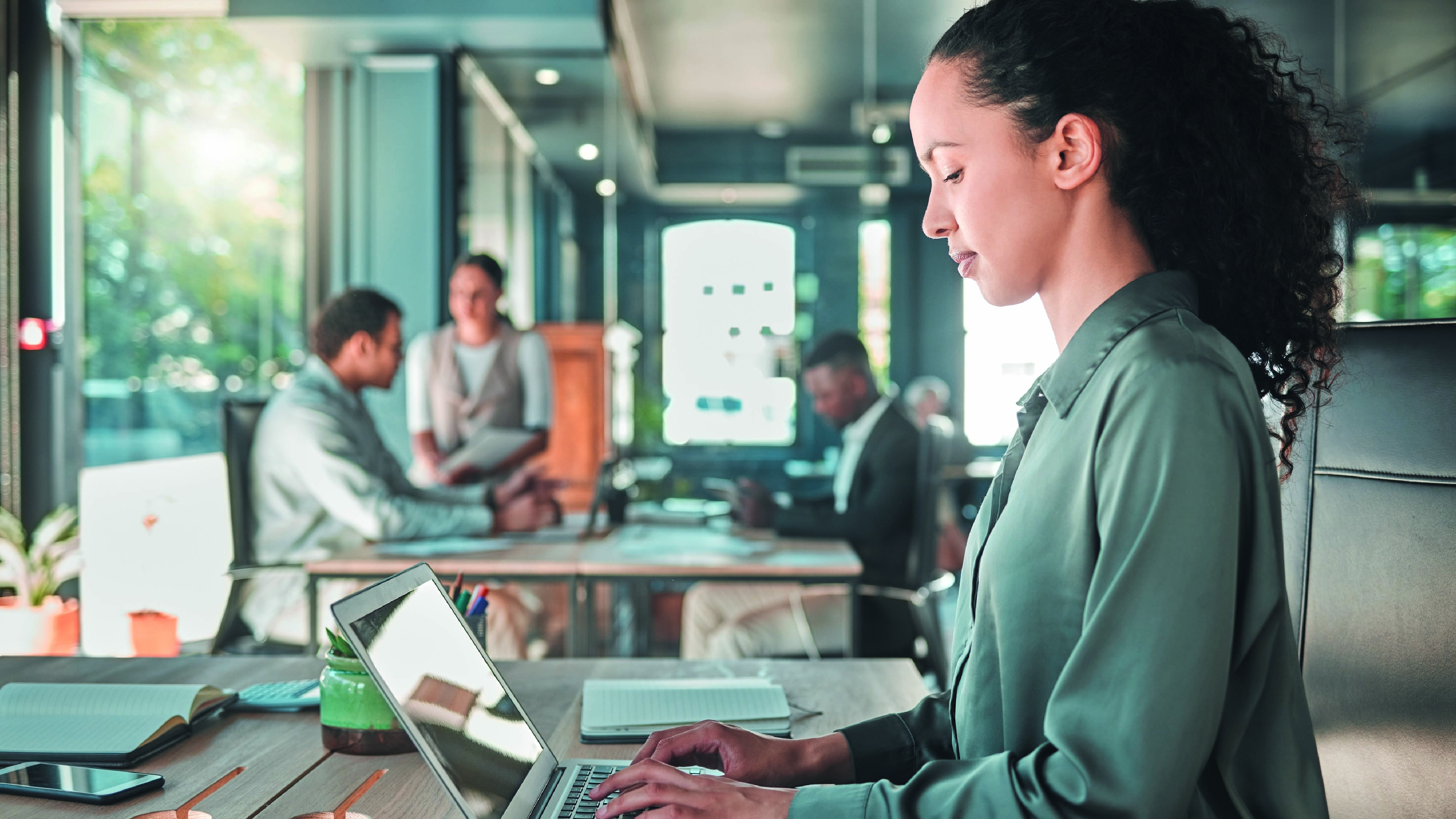 Las 5 IA que necesitas aprender en 2026 para tu futuro laboral