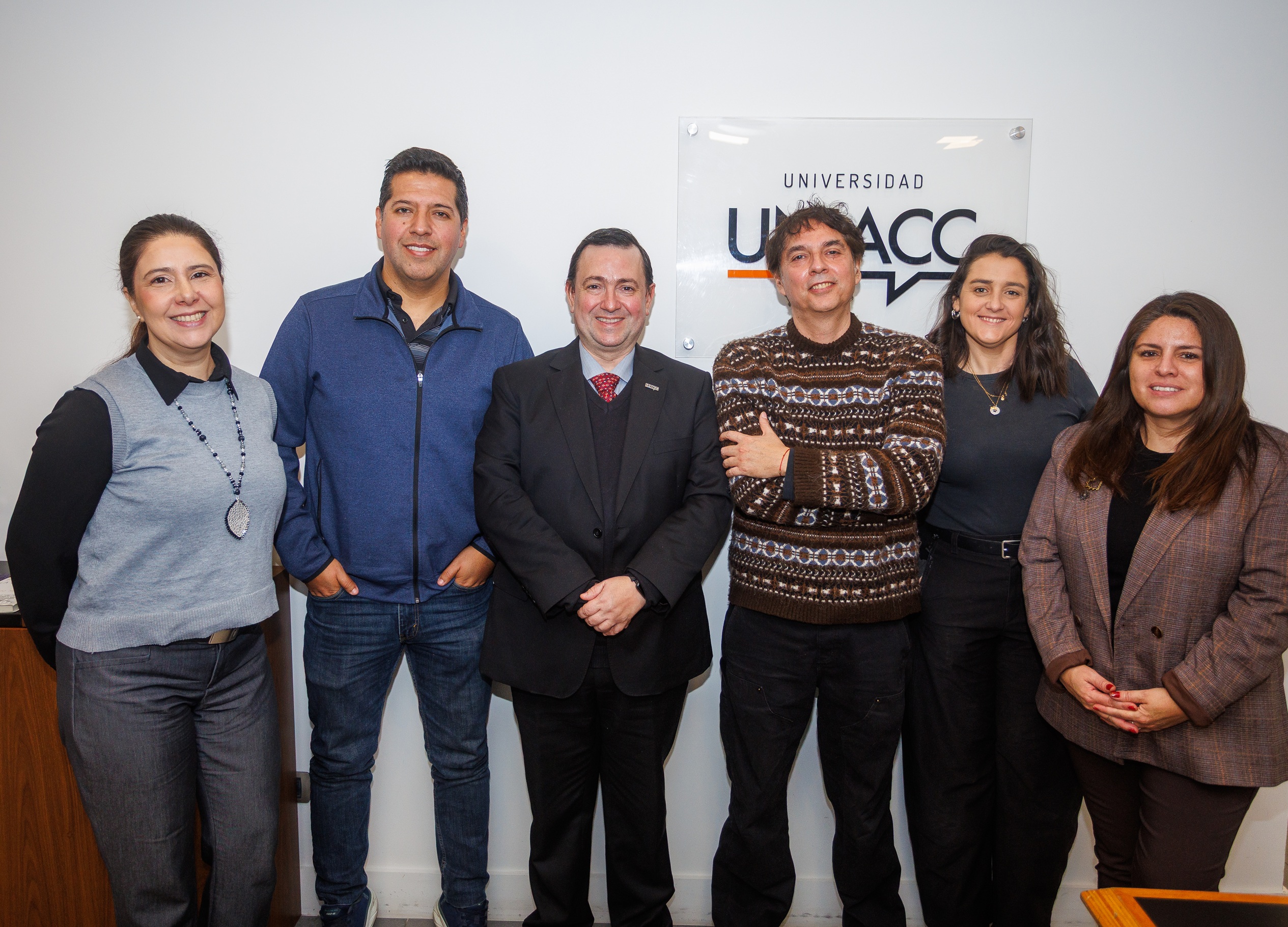 Alumni UNIACC reunió a destacados egresados para fortalecer la vinculación con la comunidad universitaria