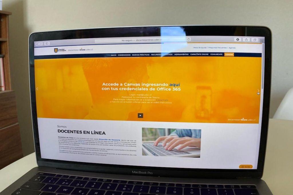 Cientos de docentes participan de cursos en línea para la enseñanza virtual