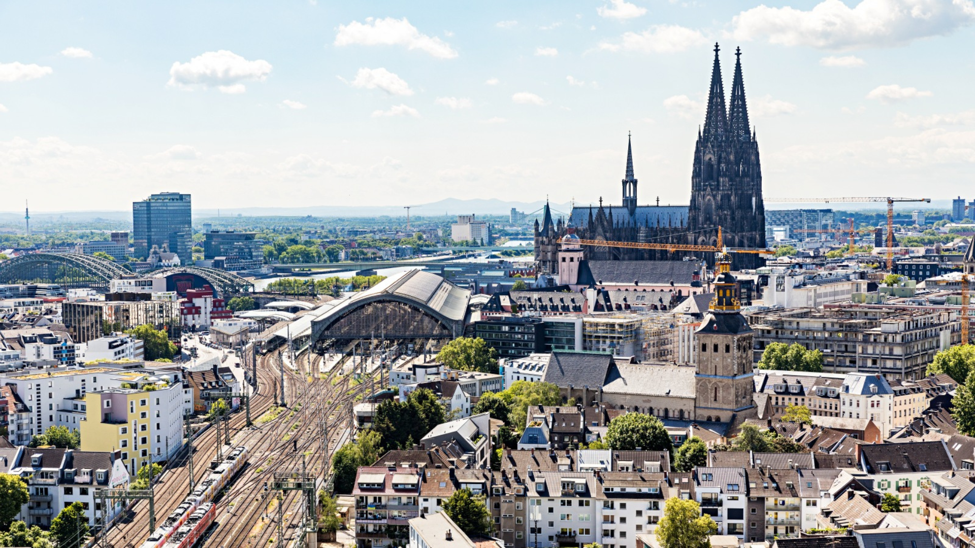 De la Usach al Hospital Universitario de Düsseldorf: El camino de Katherine Leyton, egresada de Enfermería, en el sistema de salud alemán