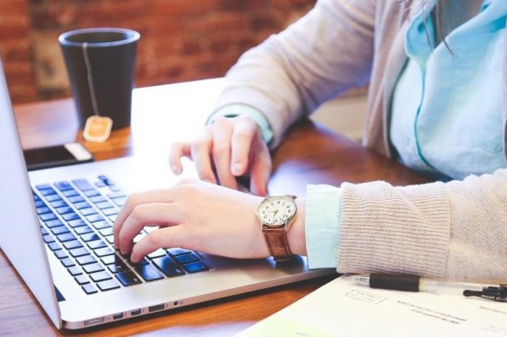 Formación Permanente UdeC ofrecerá diplomas y diplomados B-Learning