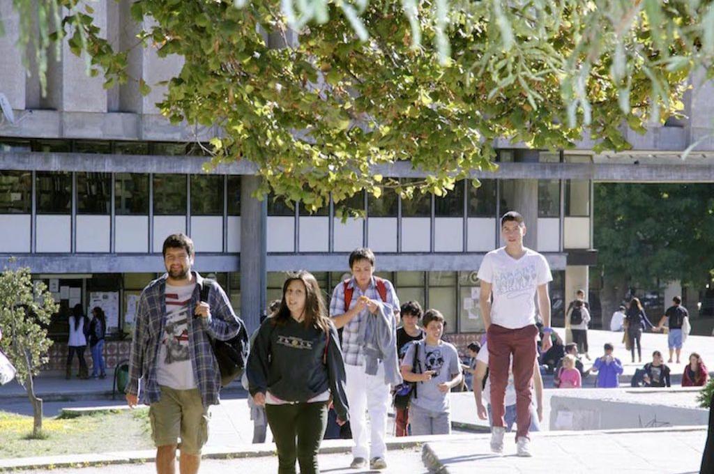 Más de mil beneficiados alcanza Beca de Conectividad UdeC en sus primeros resultados