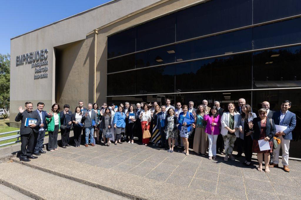 UdeC reconoce a 31 académicas y académicos por su excelencia en investigación y creación artística