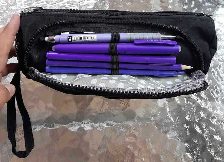 Estuche color negro